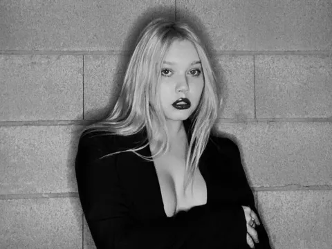 video live sex model AgataMirele