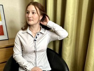 live video chat model AngelaRigen