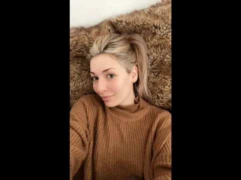 nude webcams model BlondieBriss