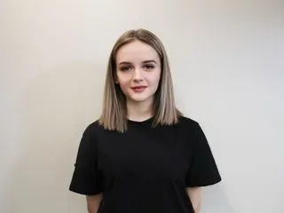 live teen sex model CarolinaKlein