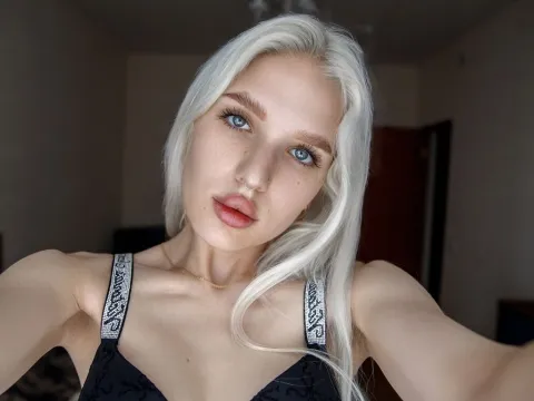 amateur sex model ChloeMarten