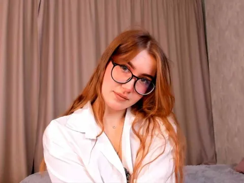 pussy cam model CweneBeames