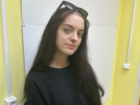 teen webcam model EdithEngelby