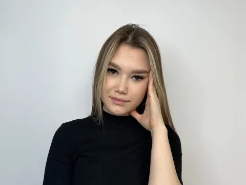 adult webcam model EllaFranks