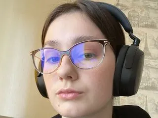 live webcam sex model ElvinaGillim