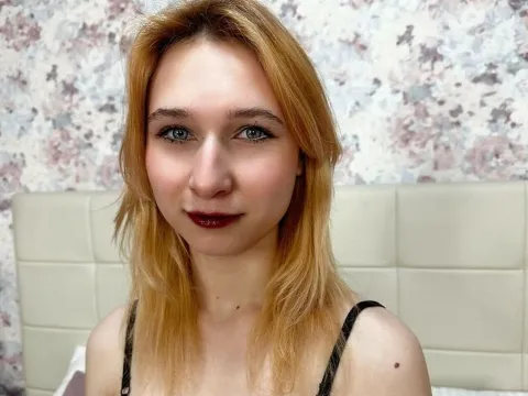 webcam show model EmberAdams