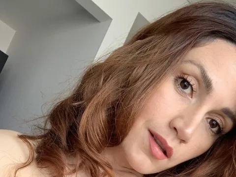 live video chat model EmiliaMendoza