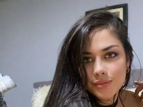sex webcam model EmiliaRosa