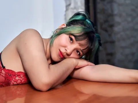 live oral sex model EmilyMizuno