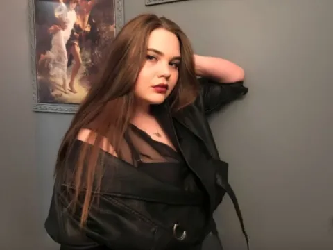 adult webcam model EmmaGrail