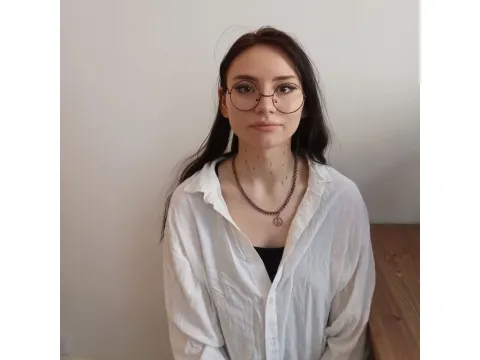 chat live model EvaGreen