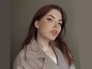 in live sex model EvelinaKurikawa