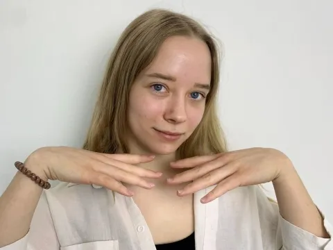 adult webcam model GillianHanks