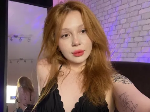 cock-sucking porn model GingerSanchez