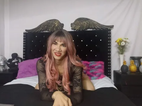 pussy webcam model IsadoraFerrer