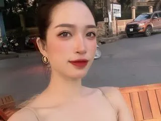 live video chat model KarenChris