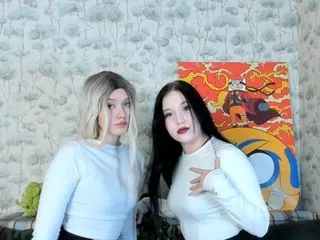horny live sex model KatherineAndLexi