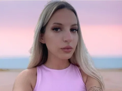 live sex video chat model KiraLopes