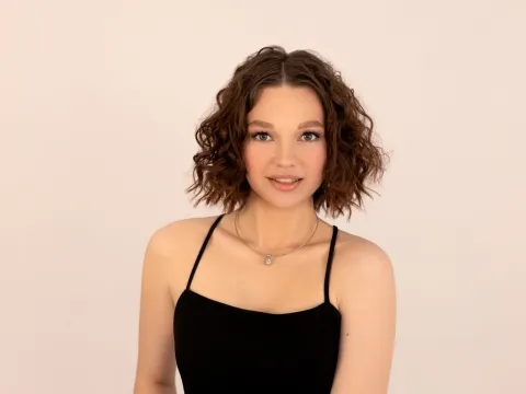 amateur teen sex model LeilaBlum