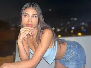 modelo de live sex com MaddieParisi