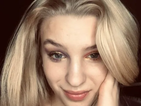 live teen sex model MaydaBerner