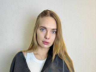 jasmin webcam model MerciaFaux