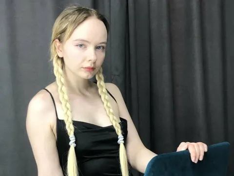 adult webcam model MilaSinty