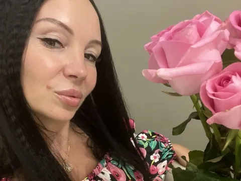 adult video chat model MonicaSlovak