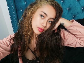 live sex com model NicolleRayn