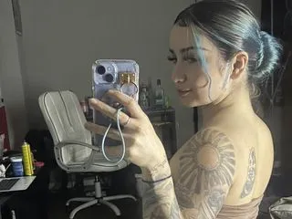 webcam show model NinaBands
