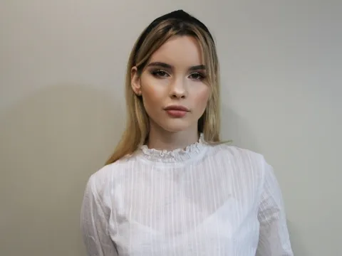 deepthroat blowjob model OliviaBulter