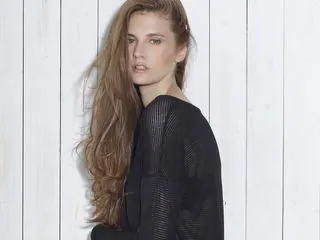 adult video chat model RaniaMar