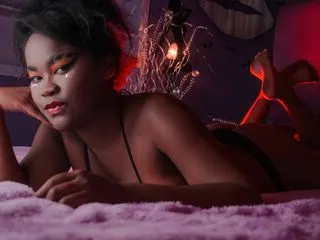 wet pussy model RihannaDiamont