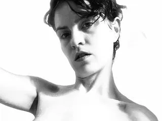 live webcam sex model ShellyWhite