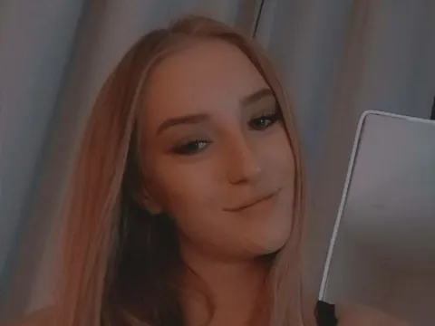 adult sexcams model SilverDidgle