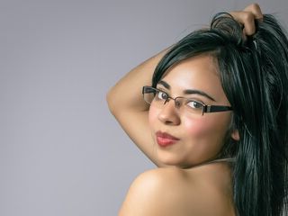 sex webcam model SoyJennifer
