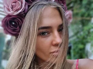 live teen sex model SoyMariposa