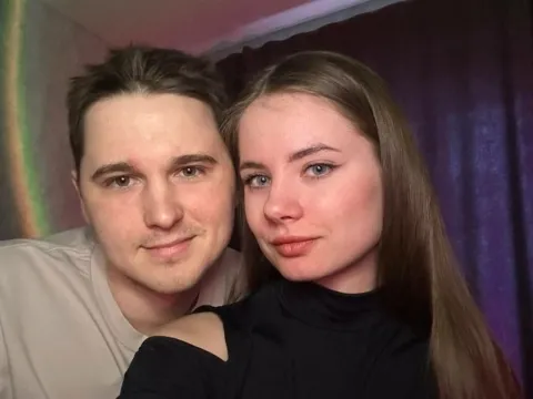 couple live sex model VicKris