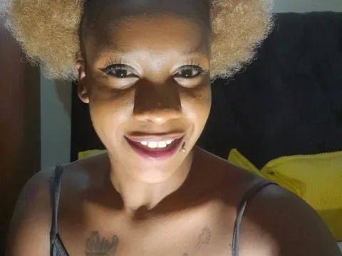 afro bitch bang model WendyBlessing